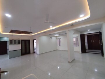 Room in 4 BHK Apartment at NCC Urban One, Narsingi – for Rent