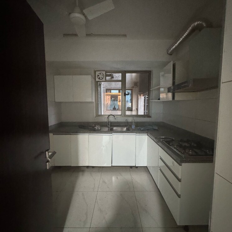 Kitchen, tata-primanti-tower-residences 4 Bedroom 3355 Sq.Ft. Apartment In Dhani Gurgaon 8305223