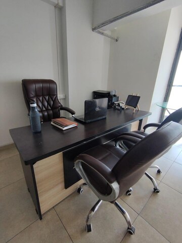  Office Space For Rent in Thaltej