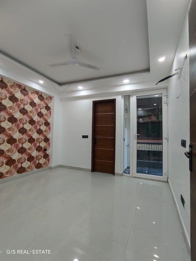 Room, mehrauli 3 Bedroom 1200 Sq.Ft. Apartment In Mehrauli Delhi 8305361