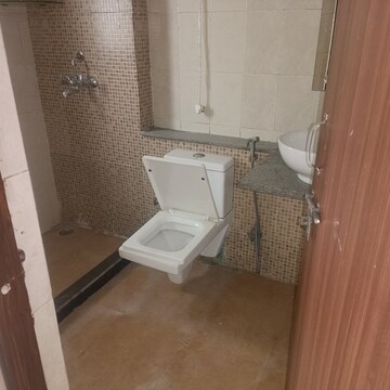 Bathroom in 3 BHK Apartment at Unitech The Residences Sector 33, Sector 33 – for Rent