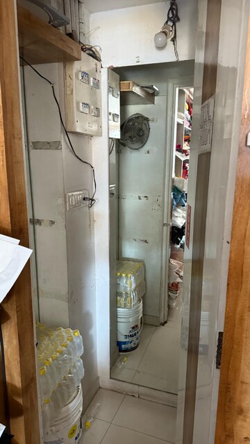Furnished Amenities in  Shop at Satellite – for Rent