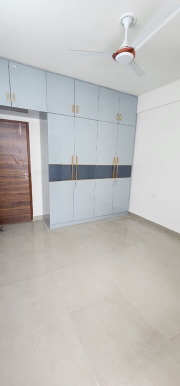 2 BHK Builder Floor For Rent in Suncity Avenue 76 Sector 76 Gurgaon  8305614