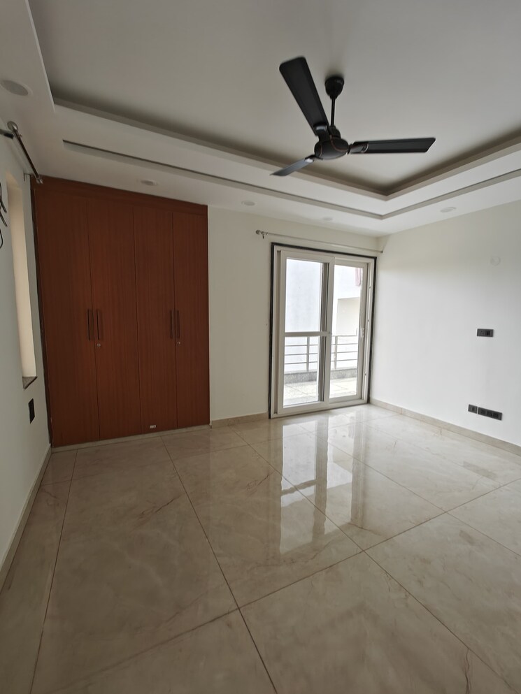 Room, sushant-lok-2 3 Bedroom 1300 Sq.Ft. Apartment In Sector 57 Gurgaon 8305596
