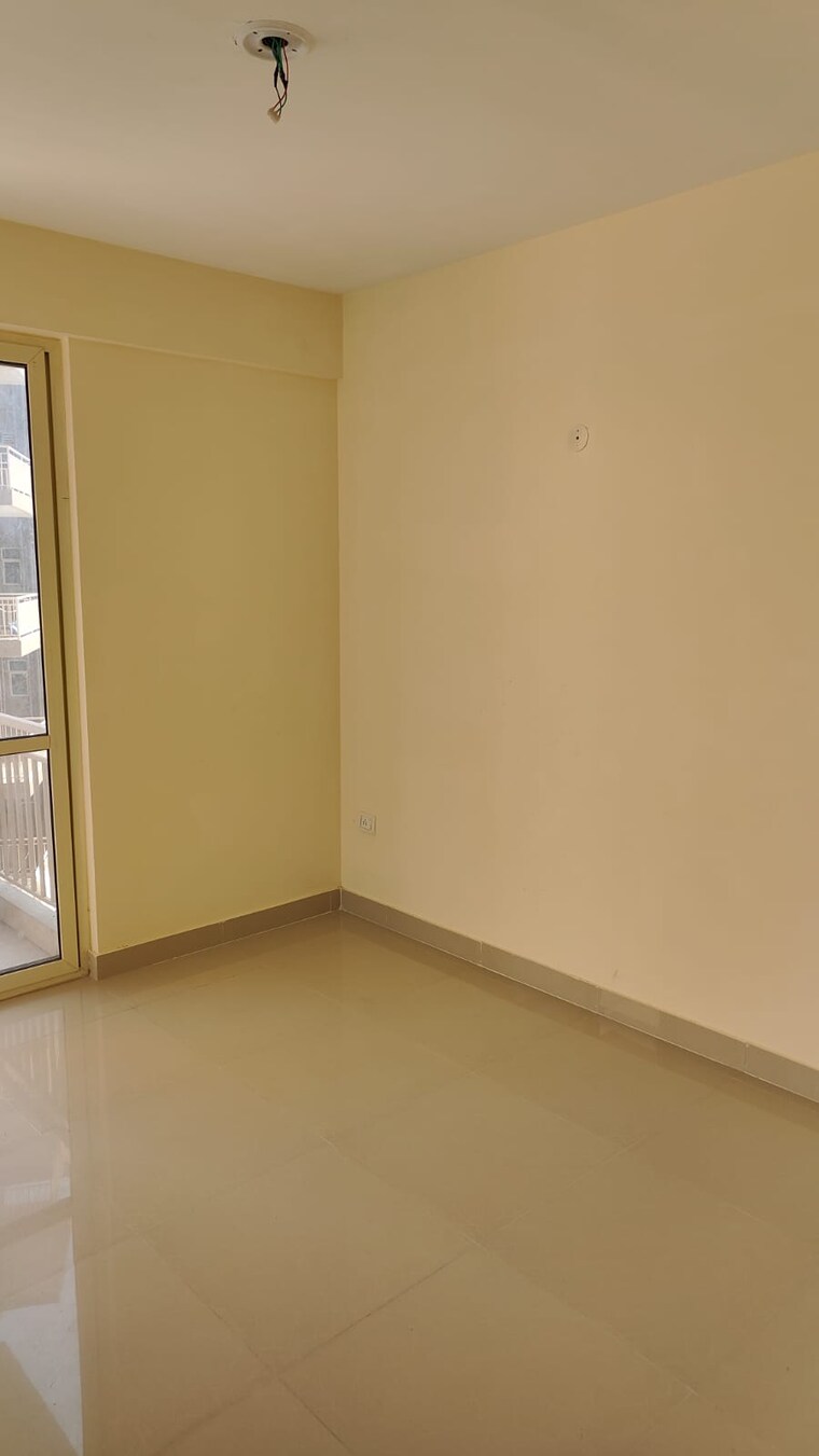 Room, conscient-habitat-78 3 Bedroom 750 Sq.Ft. Apartment In Sector 78 Faridabad 8305609
