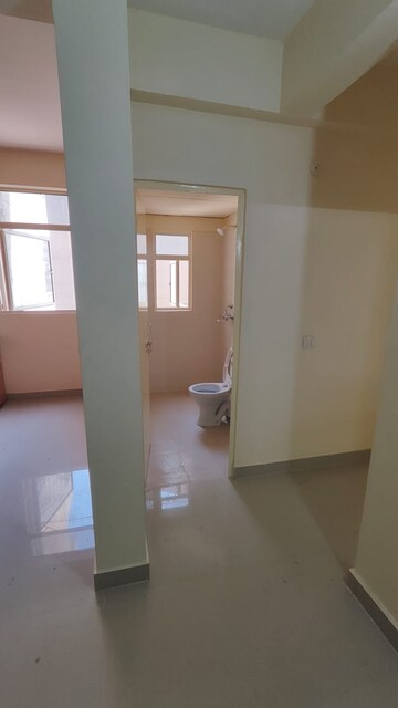 Room in 3 BHK Apartment at Conscient Habitat 78, Sector 78 – for Sale