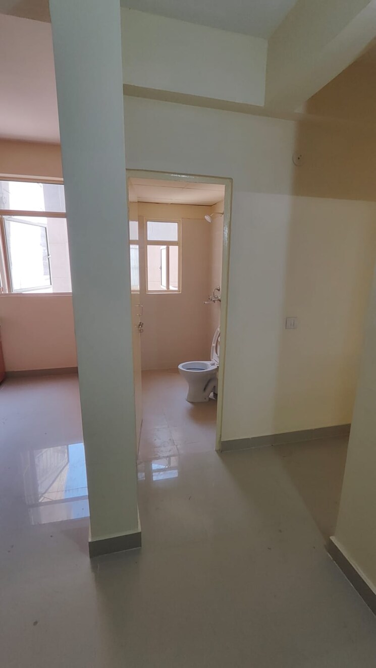 Room, conscient-habitat-78 3 Bedroom 750 Sq.Ft. Apartment In Sector 78 Faridabad 8305609