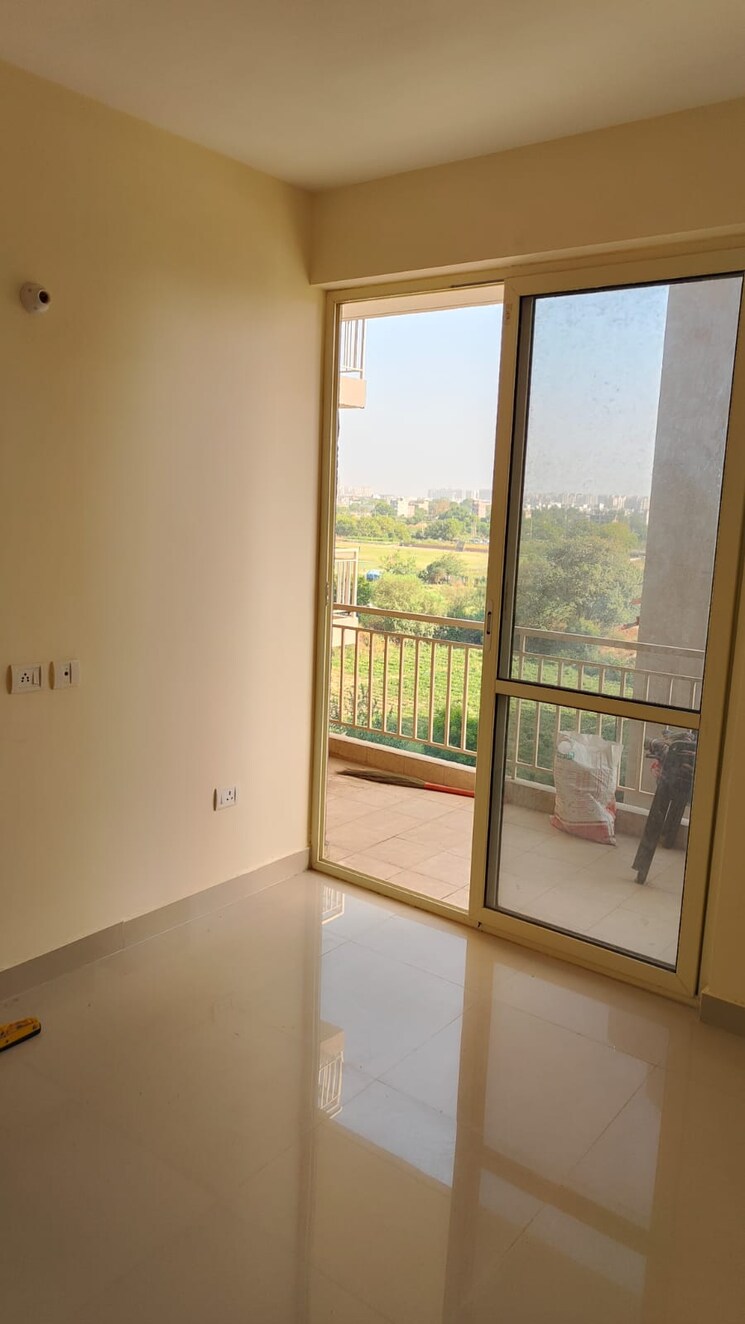 Room, conscient-habitat-78 3 Bedroom 750 Sq.Ft. Apartment In Sector 78 Faridabad 8305609