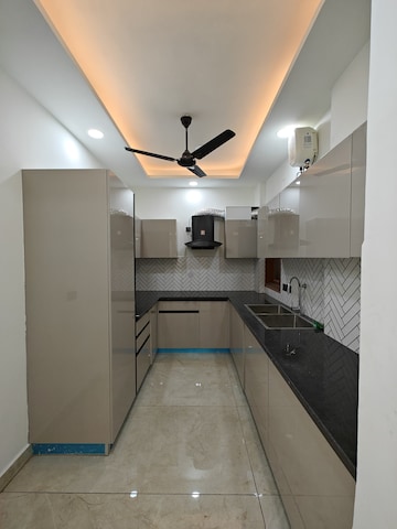 Kitchen in 3 BHK Apartment at Sushant Lok 2, Sector 57 – for Rent