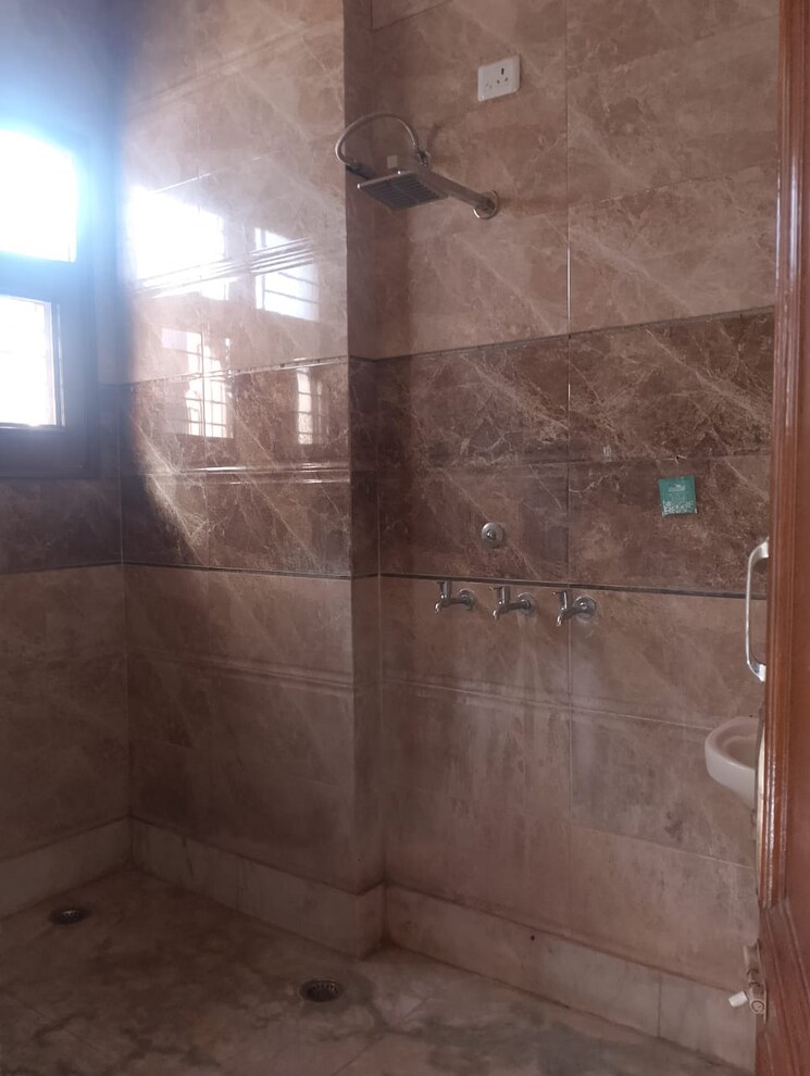 Bathroom, sector 26 3 Bedroom 2200 Sq.Ft. Independent House In Sector 26 Panchkula 8305803