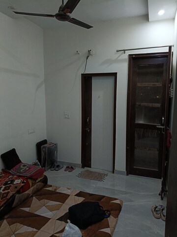 Living Room in 3 BHK Builder Floor at DLF City Phase III, Sector 24 – for Rent