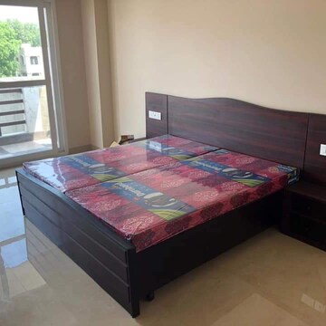 Bedroom in 3 BHK Builder Floor at DLF City Phase III, Sector 24 – for Rent