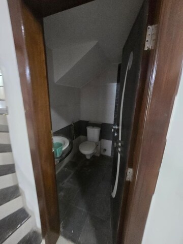 Furnished Amenities in 4 BHK Villa at Bhadaj – for Rent