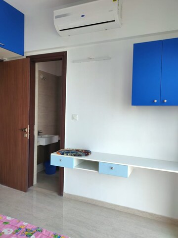 Furnished Amenities in 2 BHK Apartment at Sheth Auris Serenity Tower 1, Malad West – for Rent