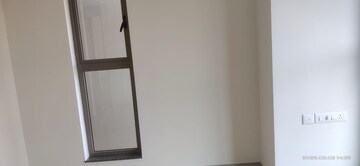 Furnished Amenities in 2 BHK Apartment at Rajesh Raj Infinia, Malad West – for Rent