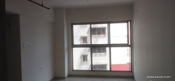 Room in 2 BHK Apartment at Rajesh Raj Infinia, Malad West – for Rent