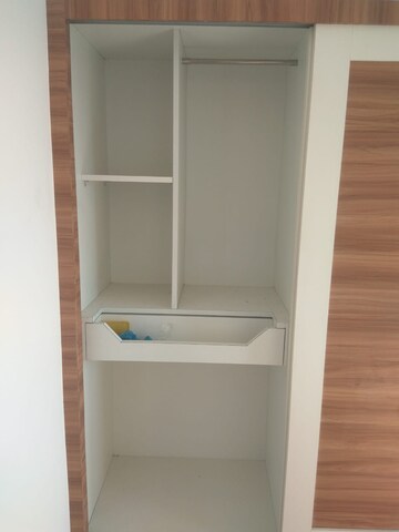 Bathroom in 1.5 BHK Apartment at Mira Road East – for Rent