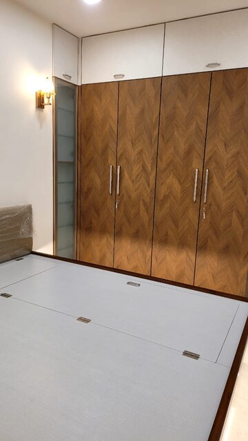 Furnished Amenities in 2 BHK Apartment at Ameya Vighnaharta, Sion – for Rent