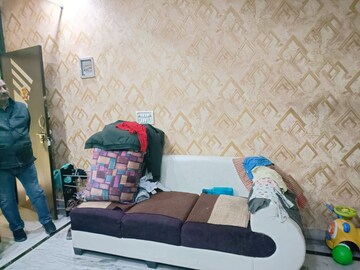 Living Room in 2 BHK Apartment at Indrapuram – for Rent