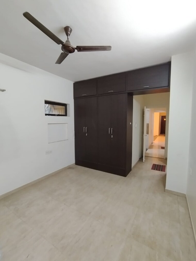 Room, tata-glendale 3 Bedroom 1000 Sq.Ft. Apartment In Vasant Vihar Thane 8306303