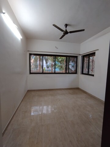 Room in 3 BHK Apartment at Tata Glendale, Vasant Vihar – for Sale