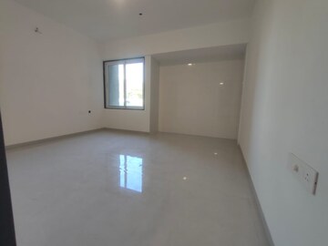Room in 3 BHK Apartment at Akshar Altorios, Hadapsar – for Sale