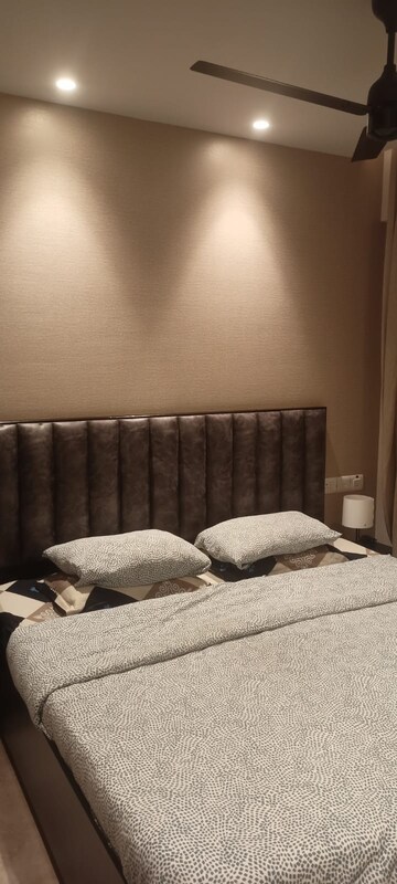 Bedroom in 1 BHK Apartment at Hiranandani Regent Hill, Powai – for Rent