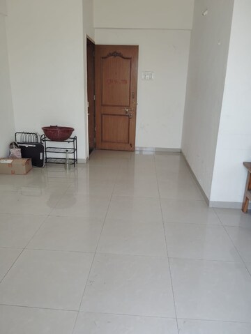 Room in 2 BHK Apartment at Navkar Avenue Bavdhan, Bavdhan – for Rent