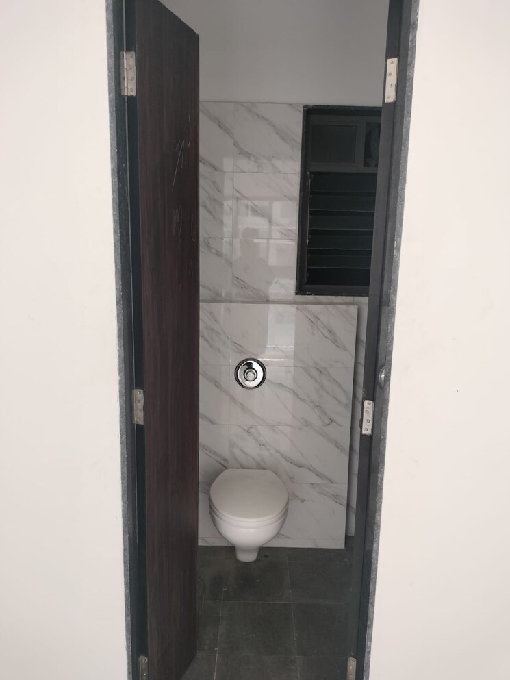 Bathroom, godrej-nest-kandivali 2 Bedroom 606 Sq.Ft. Apartment In Kandivali East Mumbai 8306669