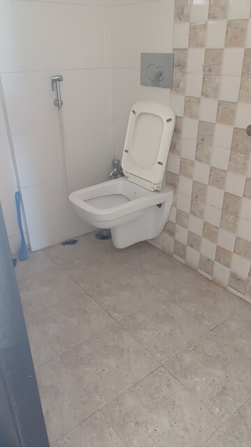 Bathroom in 2 BHK Apartment at Yash Shruti Apartments, Ghansoli – for Rent
