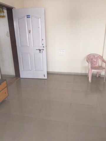 Room in 2 BHK Apartment at Waman Ganesh Paradise, Bavdhan – for Rent