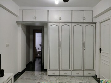 Building Lobby in 2 BHK Apartment at Hiranandani Gardens Glen Gate, Powai – for Rent
