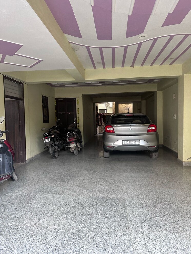  Parking, sector 40 2 Bedroom 1500 Sq.Ft. Builder Floor In Sector 40 Gurgaon 8306949