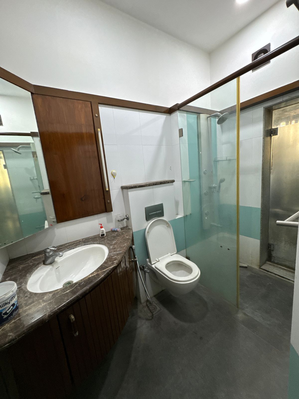 5 BHK + Servant Room 2500 Sq.Ft. Penthouse in Godrej Edenwoods