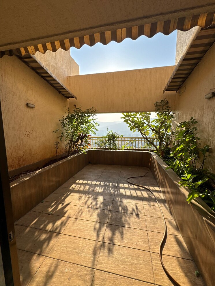 Balcony, godrej-edenwoods 5 Bedroom 2500 Sq.Ft. Penthouse In Manpada Thane 8307050