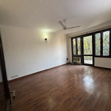 Room in 3 BHK Independent House at Gulmohar Park – for Rent