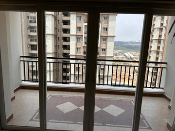 Room in 3 BHK Apartment at Movie Towers, Kokapet – for Rent