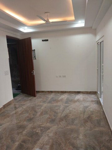 Furnished Amenities in 3 BHK Apartment at Migsun Roof, Raj Nagar Extension – for Sale