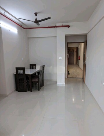Room in 2 BHK Apartment at Rustomjee Urbania Azziano, Majiwada – for Rent