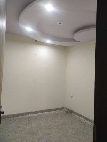 Room in 3 BHK Builder Floor at Pandav Nagar – for Sale