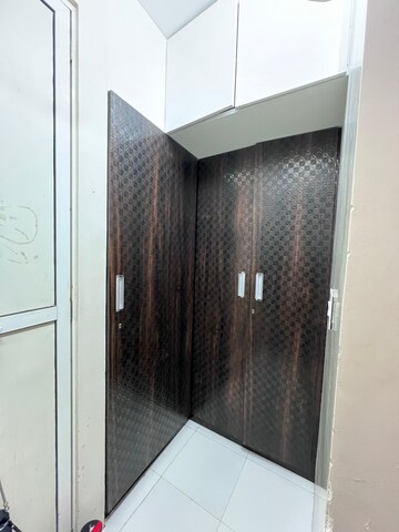 Furnished Amenities in 2 BHK Apartment at Omkar Ananta, Goregaon East – for Rent
