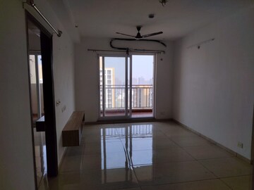 Room in 2 BHK Apartment at Rishita Manhattan, Gomti Nagar – for Sale