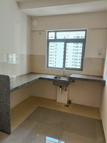 Master Bedroom in 1.5 BHK Apartment at Piramal Vaikunth, Balkum Pada – for Sale