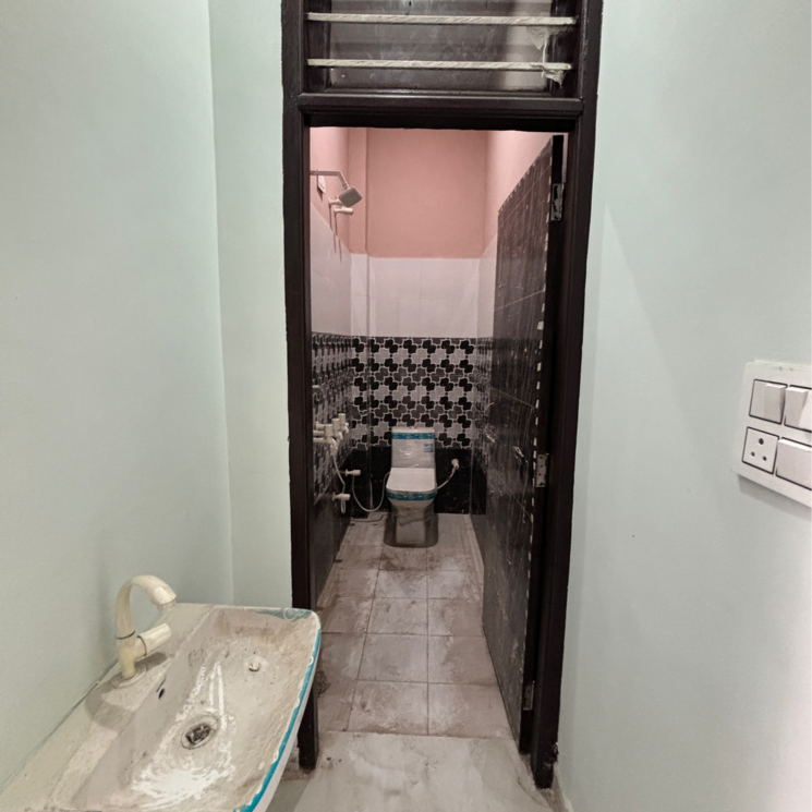 undefined, sector 50 2 Bedroom 47 Sq.Yd. Independent House In Sector 50 Faridabad 8307183