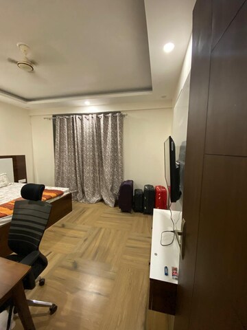 Living Room in 1 BHK Builder Floor at Vipul Square, Sushant Lok I – for Rent