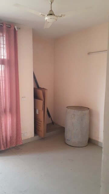 Furnished Amenities in 3 BHK Builder Floor at Kundli – for Sale