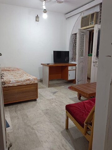 Kitchen in 1 BHK Builder Floor at Lajpat Nagar 4 – for Rent