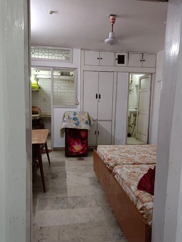 Parking in 1 BHK Builder Floor at Lajpat Nagar 4 – for Rent