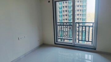 Room in 1 BHK Apartment at Raunak Bliss B2, Ghodbunder Road – for Rent
