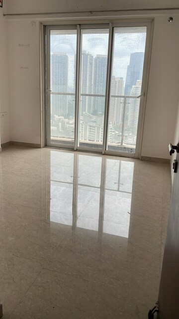 2 BHK Apartment For Rent in JP Decks, Goregaon East